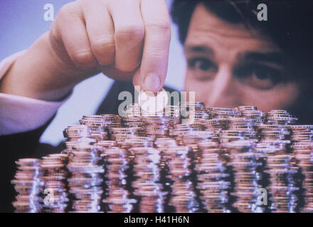 PolaPan, Mann, Detail, Euro-Münzen, stapeln, innen bedeutet Zahlung, Euro, Münzen, Geld, Chargen, sparen, Investitionen, Manager, Detail, Blick, Hand, monetäre Batch, Veränderung, -Euro-Münze, Münze, Stockfoto