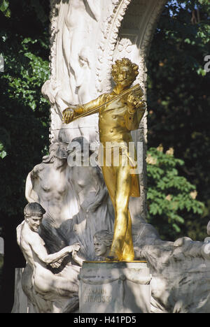 Österreich, Wien, Stadtpark, Johann, Strauss-Denkmal, Europa, Hauptstadt, Stadt, Standbild, Komponist, Strauss Denkmal, Walzerkönig in 1825-1899, Statue, vergoldet, Ort von Interesse, Erinnerung, Symbol, Musik, Opern, Oper, Kultur, Skulptur, Kunst Stockfoto