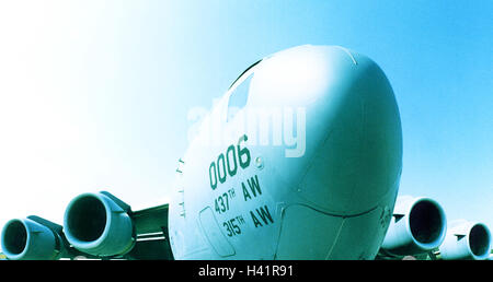 Militärflugzeuge, Boeing C-17A, Globemaster III, U.S. Airforce, Detail, Luftfahrt, Luftwaffe, Kampfflugzeuge, militärische Transporter, Transportflugzeug, USAF, Flugzeug, Militär, Stockfoto