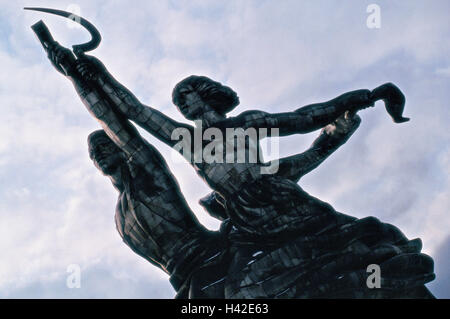 Russland, Moskau, Allrussisches Ausstellung Zentrum, näht Haupteingang, Skulptur "Arbeiter und Kolchosbäuerin", detail, Stadt, Hauptstadt, Ausstellungsfläche, Großplastik, 24 m, 75 Tonnen, Edelstahl-Skulptur, Edelstahl, 1937, Künstler, Vera Muchi Stockfoto