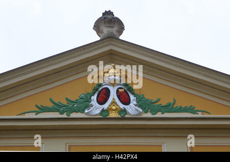 Deutschland, Sächsische Schweiz, Rammenau, Schlossgebäude, Detail, Giebel, Wappen, Stockfoto