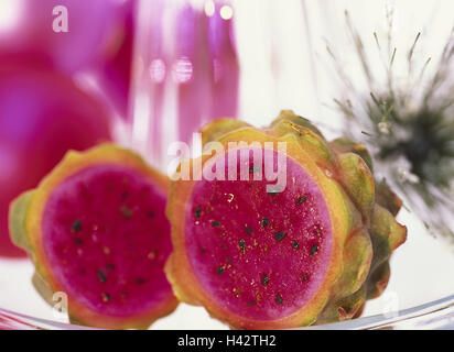 Weihnachten, Dekoration, Pitahaya, halbiert, Christian Baum, Kugeln, rosa, Tannenzweig, close-up, Stockfoto