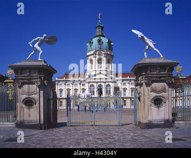 Deutschland, Berlin, Schloss Charlottenburg, Garten-Ziel, Europa, Hauptstadt, Stadt, Splitter Dauer Damm, Burgenbau, Hohenzollernschloss, 1695, Struktur, Aufbau, Architektur, Baustil, Vorplatz, Tor, Statuen, Kultur, Ort von Interesse Stockfoto