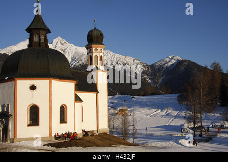 Österreich, Tirol, Meer Bereich, Kirche, "Seekirchl", Winter, Alpen, Berge, Winter, Wintersport-Ort, Resort, Wintersportgebiet, Band, Meer Kirchengebäude, idyllisch, malerisch, Ort von Interesse, Tourist, Saison, Schnee, Stockfoto