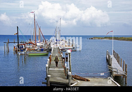 Deutschland, Sylt, Rantum, Hafen, Bootssteg, Norddeutschland, Nordsee-Insel, Nord-Fries-Land, Schleswig - Holstein, Brücke, Segelboote, Steg, Küste, Nordsee, Reiseziel, Tourismus, Stockfoto