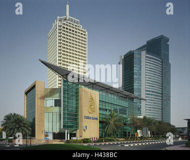 Vereinigte Arabische Emirate, Dubai, Sheikh Zayed Road, "World Trade Centre", Bank Dubai, VAE, Stadt, Straße, Gebäude, Hochhaus, Bank, Bürogebäude, Struktur, Fassade, Glas, Glasfront, Architektur, Sehenswertes außerhalb Straße, Palmen, menschenleer, Stockfoto