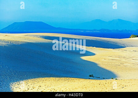 Dünen von Corralejo, Naturpark, rücken die Insel Lobos, Fuerteventura, Kanarische Inseln, Spanien Stockfoto