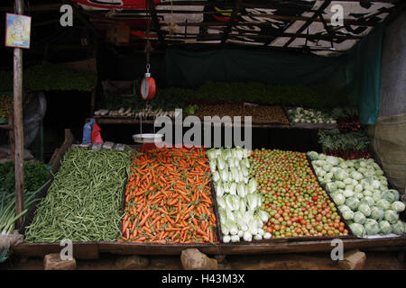 Sri Lanka, Nuwara Eliya, pflanzliche Staat, Markt, Handel, Vertrieb, Gemüse, Tomaten, Salat, Kohl, Weiskraut, Karotten, Bohnen, Wahl, Waagen, menschenleer, Stockfoto