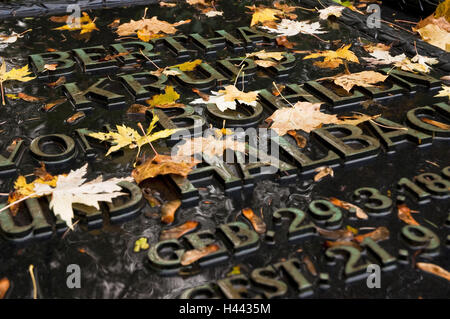 Grabstein Bertha Krupp, Familienfriedhof Kruppe, Friedhof Bredeny, Essen, North Rhine-Westphalia, Germany, Stockfoto