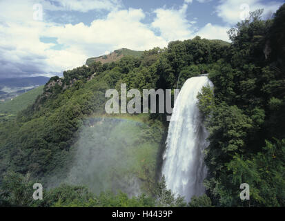 Italien, Umbrien, Terni, Murmeln, Wasserfall, Natur, Ort von Interesse, Wasser, Wasserfälle, Galle Schritt, draußen, menschenleer, Fluss Velino, Flow, Kraft der Natur, Berge, Holz, Vegetation, Stockfoto