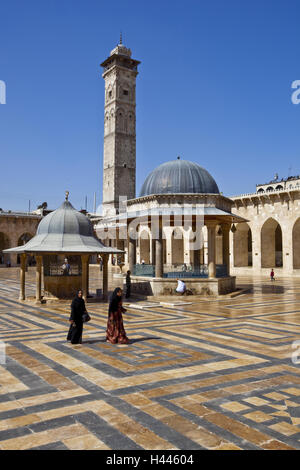 Syrien, Aleppo, Al-Dschami' al-Kabir, Omayyaden-Moschee, Innenhof, Stockfoto