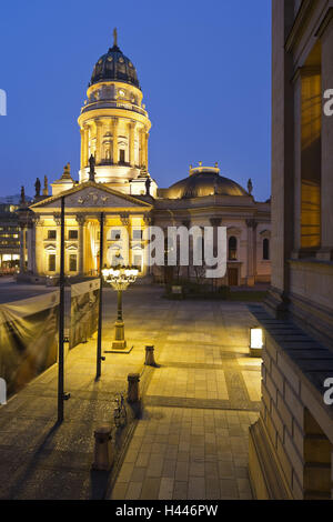 Deutschland, Berlin, den Gendarmenmarkt, Deutscher Dom, Abend, Stockfoto