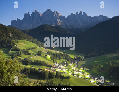 Italien, Südtirol, Dolomiten, auch Tal, St. Magdalena, Geisler-Gruppe, Stockfoto