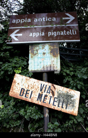 Italien, Rom, via Appia, Schilder, alte, verwitterte, Stockfoto