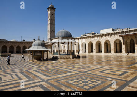 Syrien, Aleppo, Al-Dschami' al-Kabir, Omayyaden-Moschee, Innenhof, Stockfoto