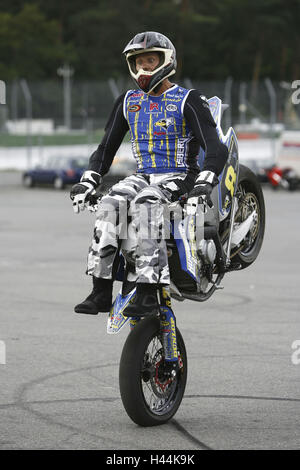 Jo Bauer, Motorrad, Stuntfahrer, Wheelie, Stockfoto