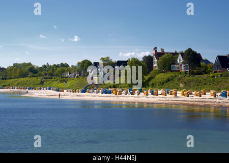 Deutschland, Schleswig - Holstein, Kiel-Schilksee, Strand, Strandkörbe, Stockfoto