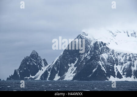 South Shetland, Elephant Island, Cape Valentine, Berge, Felsen, Meer, Stockfoto