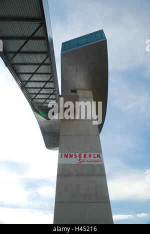 Österreich, Tirol, Innsbruck, Bergisel, Skisprung Stadion, Turm, Neubau, Perspektive, Stadt, Architektur, Sport-Website, Wintersport, Ski-springen, Skisprung-Turm, Sprungschanze, Skisprung-Hügel, Bergisel, vier-Schanzen-Tournee, Panorama Aussichtspunkt, lookou Stockfoto