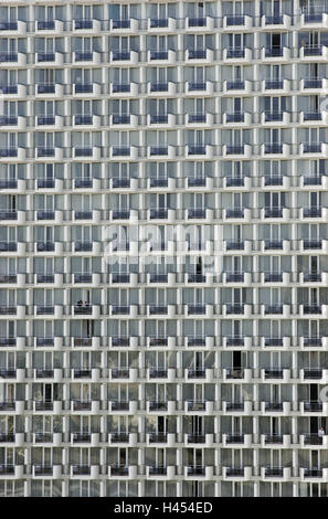 Israel, Tel Aviv, Hochhaus, Fassade, detail, Tel Aviv-Jaffa, Teil Stadt, Tourismus, Stadt, Stadt, Hotel, Haus, Gebäude, Architektur, Hochhaus, Beton, Modern, Sommer, Massen Tourismus, Hotel Burgen, Stockfoto