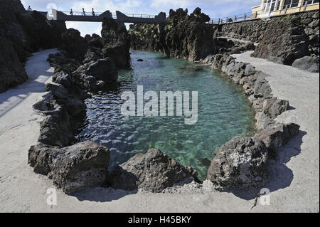 Portugal, Insel Madeira, Porto Moniz, Galle Küste, Bucht, Weg, Stockfoto