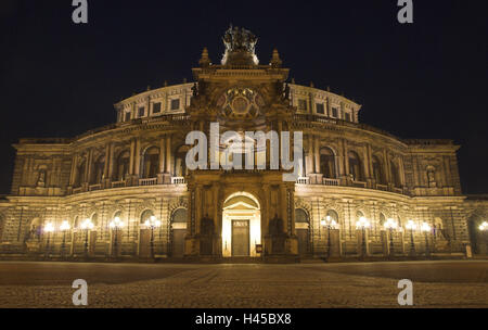 Deutschland, Sachsen, Dresden, Theaterplatz, Semperoper, Theaterplatz, Stockfoto