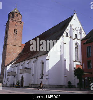 Deutschland, Bayern, Swabia, verwunschen, Pfarrkirche, Radfahrer, kein Model-Release, Europa, Ries, Danube Ries, Stadt, Ziel, Ort von Interesse, Architektur, historisch, Gebäude, Kirche, Heilige Bau, glauben, Religion, Christentum, Turm, Turm, Baustil, Gothic, gemauerte Turm, aß, Menschen, Stockfoto