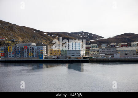 Norwegen, Finnmark, Hammerfest (Stadt), Hafeneinfahrt, Stockfoto