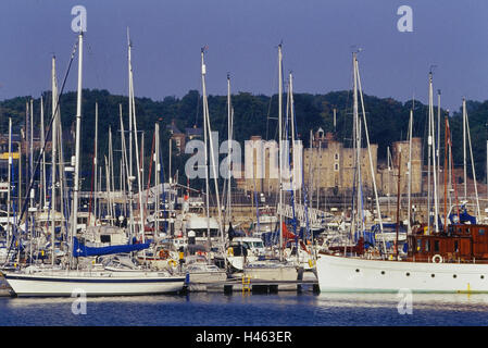 Upnor Castle angesehen in den Fluss Medway. Kent. England. UK Stockfoto