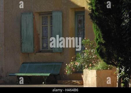 Frankreich, Provence, Roussillon, Haus, Detail, Fenster, Bank, Stockfoto