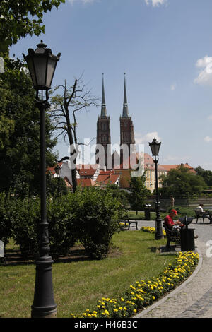 Polen, Wroclaw, Sandinsel, Park, Türme die Kathedrale Stockfoto