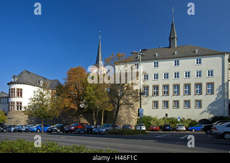 Deutschland, Rheinland-Pfalz, Eifel, Bitburg, Rathaus, Stockfoto