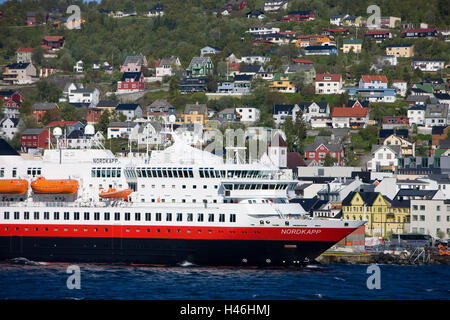 Norwegen, Land im Norden, Vesteralen, Vogs Fjord, Harstad, Hurtigruten (Schiffe), "North Cape MS", Stockfoto