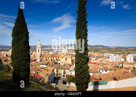 Panorama von Xativa von einem hohen Aussichtspunkt mit Blick auf die Stadt Stockfoto