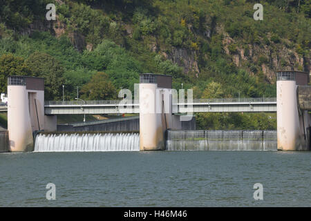 Der Neckar, Schleuse, Traffic Jam Schritt, Buckhorn auf dem Neckar, Stockfoto