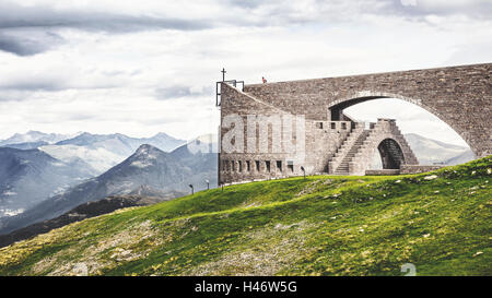 Kirche Santa Maria Degli Angeli auf dem Monte Tamaro im Tessin, Schweiz Stockfoto