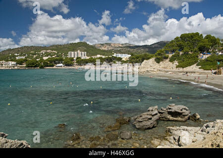 Spanien, die Balearen, Mallorca, Paguera, Bucht, Strand, Hotels, Stockfoto