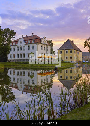 Kahnsdorf Burg und Schiller Cafe am Hainer See bei Leipzig, Sachsen, Deutschland Stockfoto