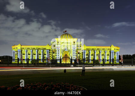 Bunte Beleuchtung der Consultative Council, Sharjah Light Festival, Kuwait Square, Emirat Sharjah, Vereinigte Arabische Emirate, Arabische Halbinsel, Naher Osten, Asien, Stockfoto