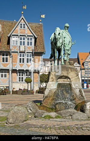 Deutschland, Niedersachsen, Wolfenbüttel, Altstadt, Marktplatz, Rathaus, Herzog-August-Denkmal, Stockfoto