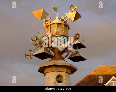 Leuchtturm-Skulptur, Marine gehen, Swansea, von Robert Conybear Stockfoto