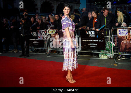 Gemma Arterton, Teilnahme an der 60. BFI London Film Festival Vorführung ihrer besten statt im Odeon-Kino am Leicester Square in London. Stockfoto