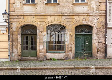 Deutschland, Sachsen, Görlitz, marode Fassade, Neissstrasse, Stockfoto