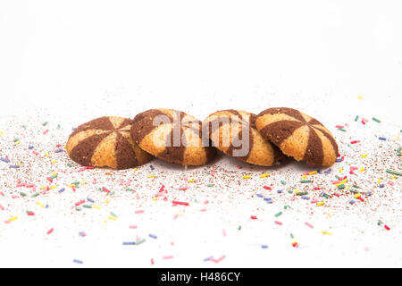 Cookies, die isoliert auf weißem Hintergrund Stockfoto