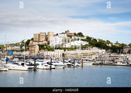 Torquay, Devon, UK - 6. September 2016: Torquay Ansicht vom Hafen entfernt. Stockfoto