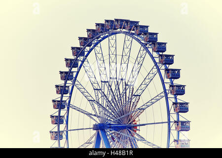 Riesenrad auf dem Oktoberfest in München, Stockfoto