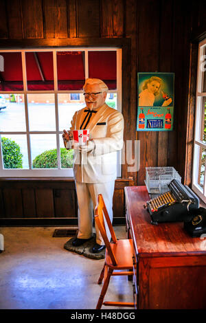 KFC Colonel Sanders Statue innerhalb der Harland Sanders KFC Cafe und Museum in Corbin, Kentucky Stockfoto