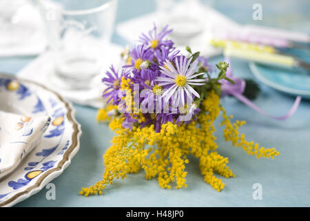 Kleine Blume Fachwerk als Tabelle Termine, Stockfoto