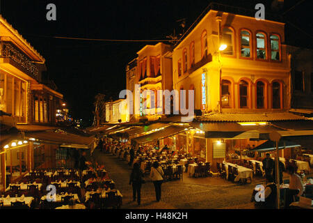 Türkei, Istanbul, Fisch-Restaurants in Kumkapi, Abend, Stockfoto