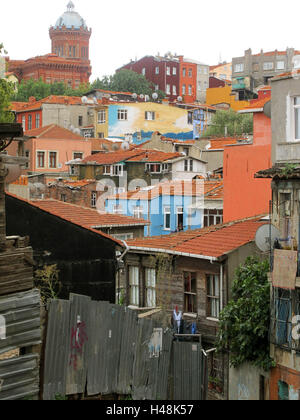 Türkei, Istanbul, Fener, Blick auf die Altstadt und das Fener rum Erkek Lisesi, griechisch orthodoxen Gymnasium Phanar, Stockfoto